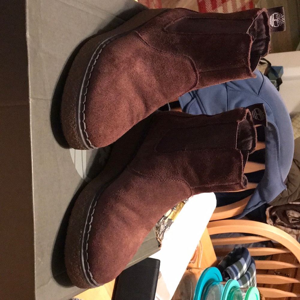 Timberland Bluebell Lane Chelsea Style Boot in Dark Brown Suede